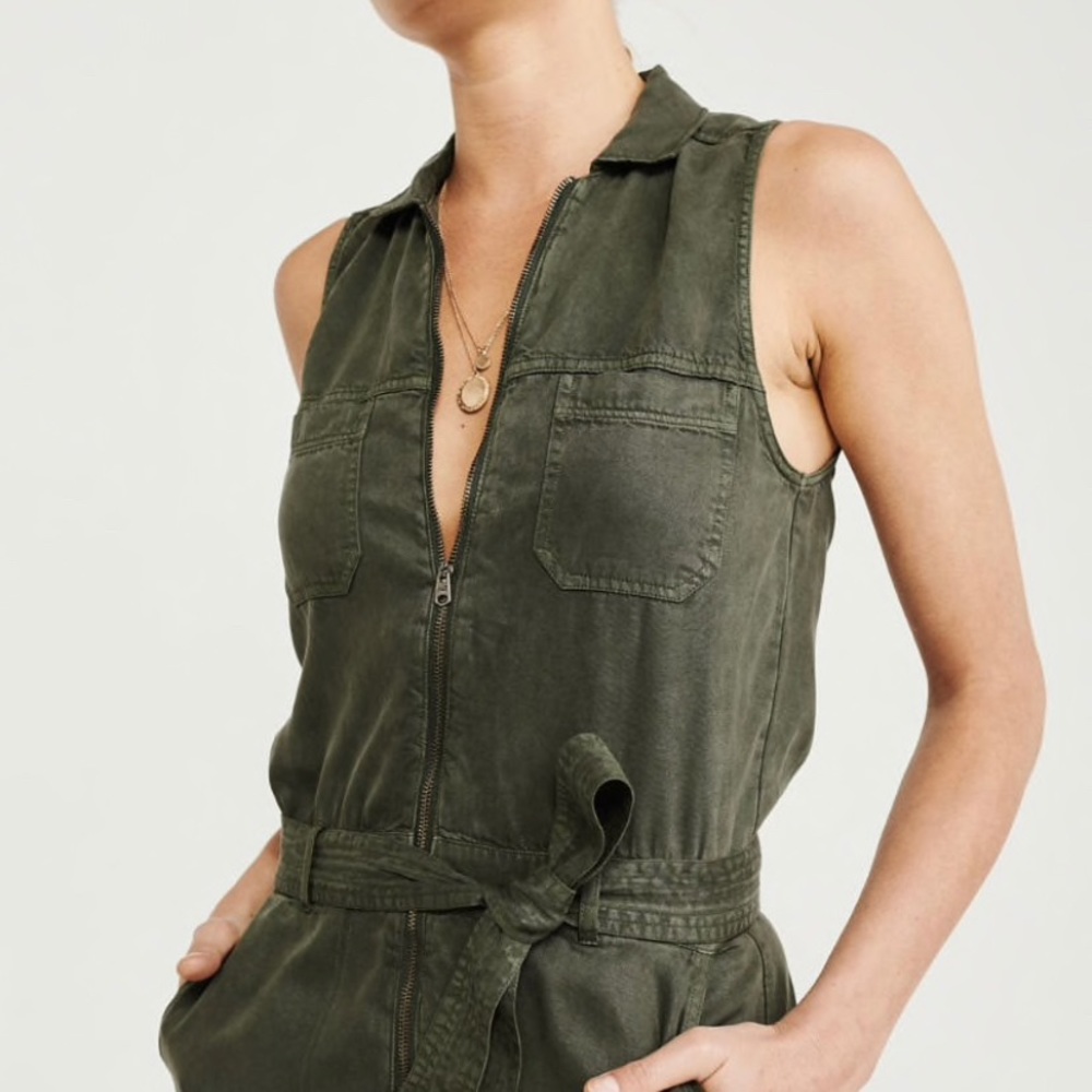 Abercrombie army green utility jumpsuit